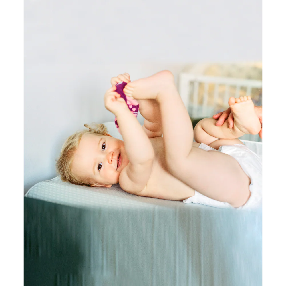 Bambo Nature Premium Baby Tape Diapers for Babies, Medium Size (4-8 Kgs), Super Absorbent, Breathable, Extra Soft, Dermatologically Tested, Hypoallergenic Infant Nappies With Wetness Indicator - 52 COUNTS