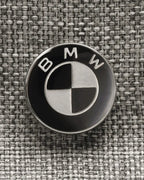 Nuna LYTL BMW Collection Carry Cot-Embroidered BMW Logo On Top Cover-Metal BMW Badge On Window Flap-Includes Rain Cover-2 Years Warranty-Upto 9 Kg-Graphene