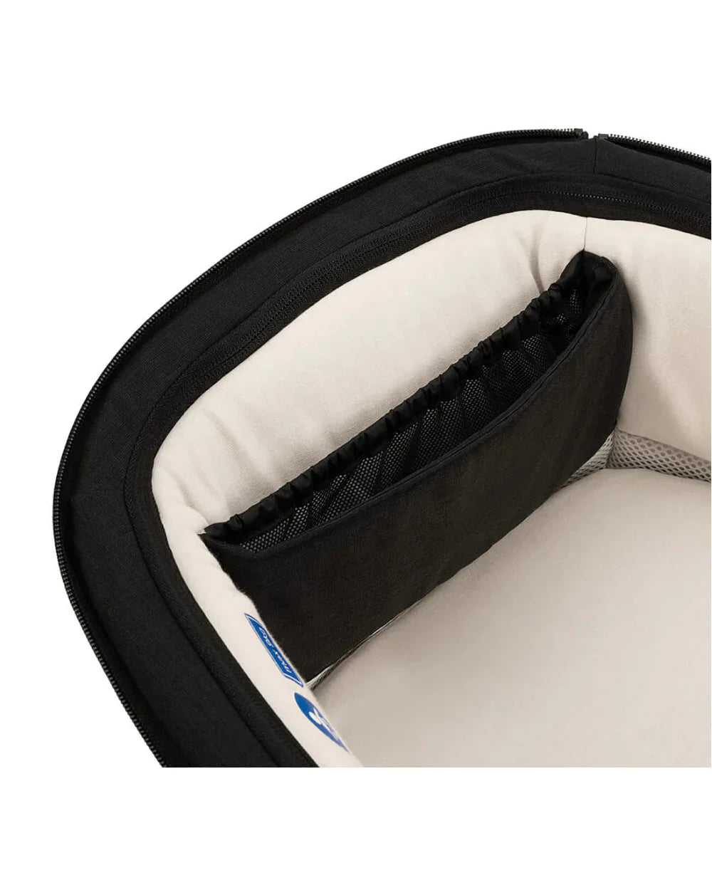 Nuna LYTL BMW Collection Carry Cot-Embroidered BMW Logo On Top Cover-Metal BMW Badge On Window Flap-Includes Rain Cover-2 Years Warranty-Upto 9 Kg-CAVIAR