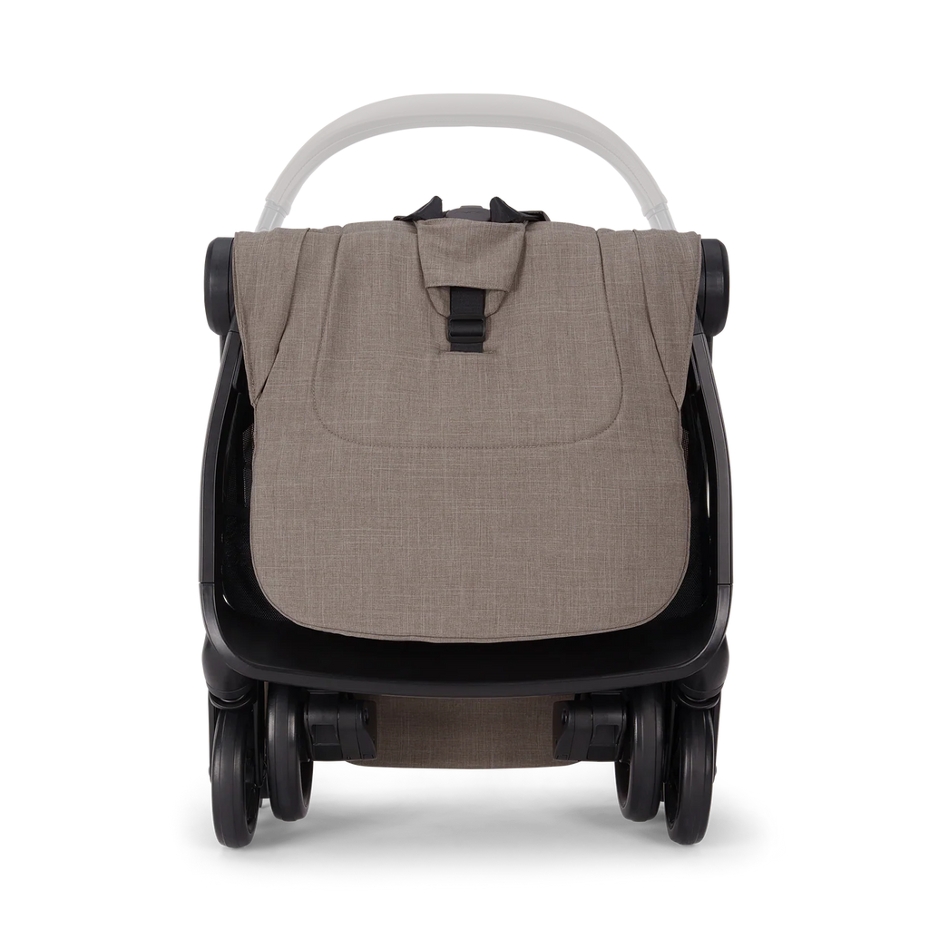 Nuna Viaa cabn : Meet the VIAA cabn—the ultimate travel tag-along that practically packs itself. Cedar