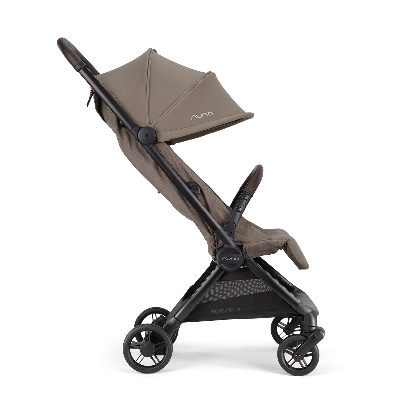Nuna Viaa cabn : Meet the VIAA cabn—the ultimate travel tag-along that practically packs itself. Cedar