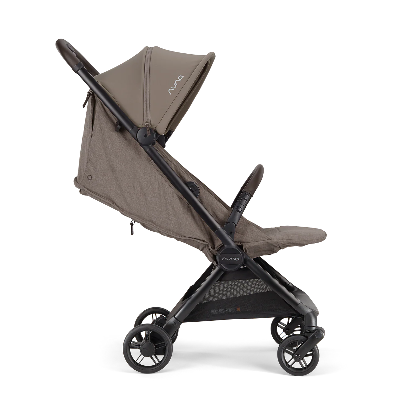 Nuna Viaa cabn : Meet the VIAA cabn—the ultimate travel tag-along that practically packs itself. Cedar
