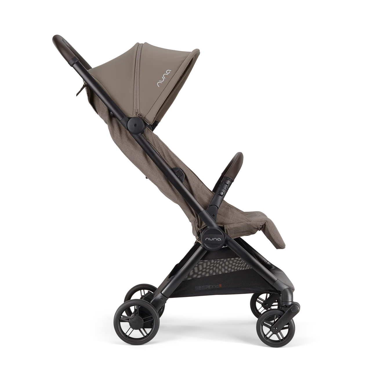 Nuna Viaa cabn : Meet the VIAA cabn—the ultimate travel tag-along that practically packs itself. Cedar