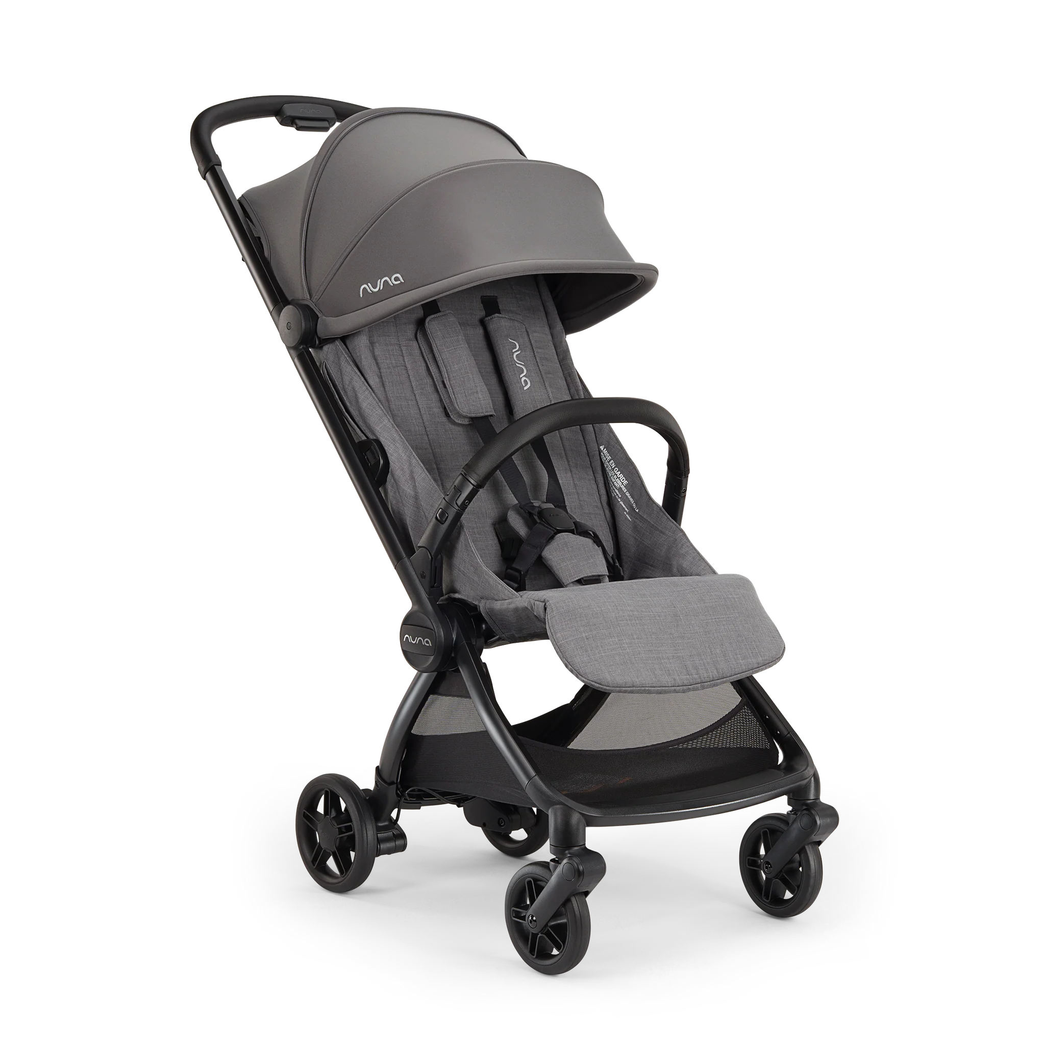 Nuna Viaa cabn : Meet the VIAA cabn—the ultimate travel tag-along that practically packs itself. Pweter