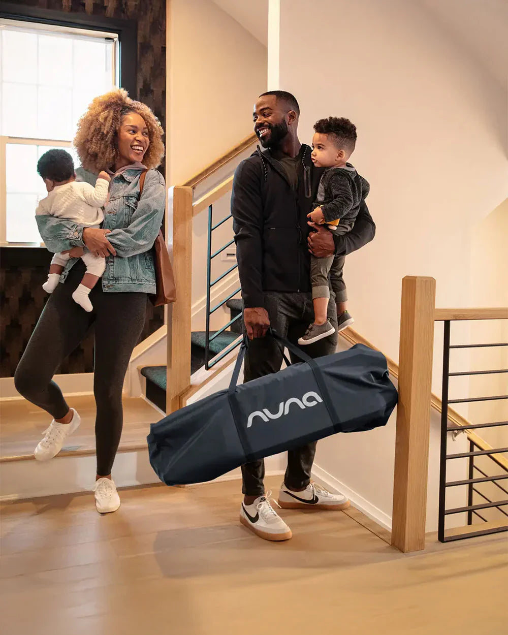 Nuna SENA Aire Travel Cot & Playard-With Triple-Layered Mesh Mattress-360 Degree Airflow-One Hand Fold-Light Weight & Portable-Includes Travel Bag-0 to 3Y-Caviar