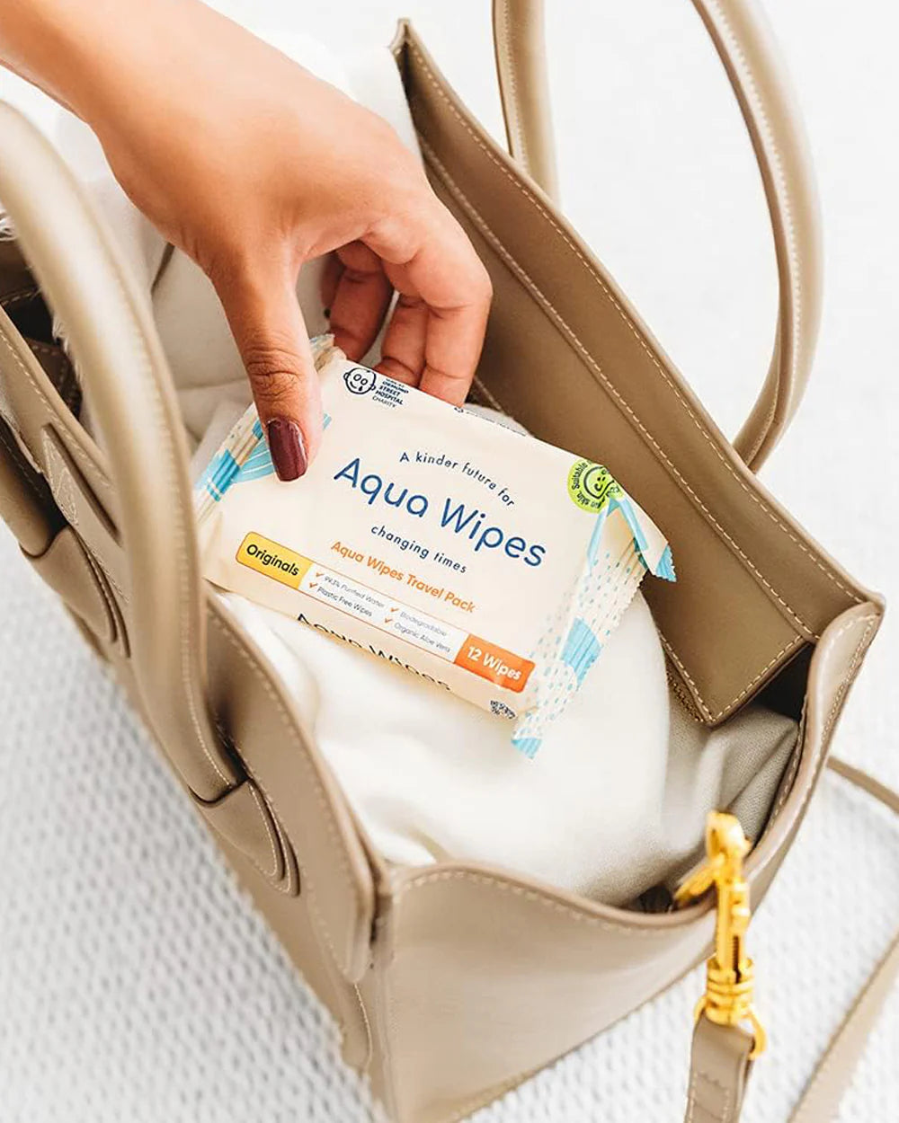 Aqua Wipes Originals (Travel Size) Baby Wipes - Biodegradable Wipes - 99.6% Purified Water Paediatrician Tested – Plastic Free Wipes with Organic Aloe Vera Extract - 4 Packs, 12 Wipes per Pack