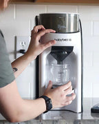 Baby Brezza Formula Pro Advanced Formula Dispenser-Instant Warm Formula with 3 Temperature Settings-Adjustable Serving Size(60-300 ml)-Accurate Mixing-Airtight Formula Storage-Removable and Dishwasher Safe Water Tank