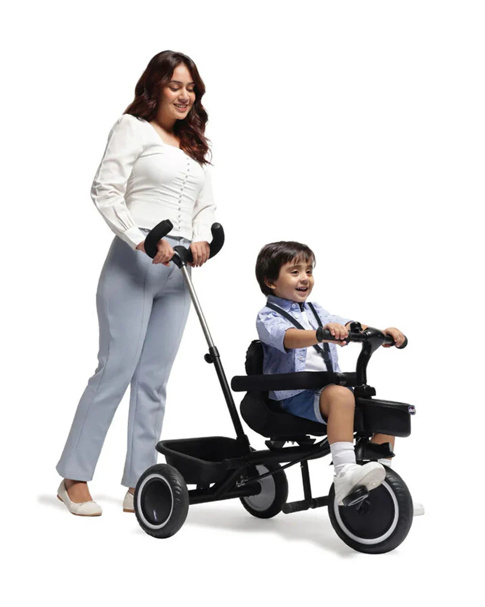 Chicco 4in1 EVO Trike-Height Adjustable Parent Handle Bar-360 Degrees Rotating Seat-Rear & Front Storage Basket-For 2 to 5Y (Upto 50 Kg)-Black