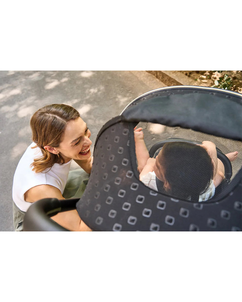 Chicco Goody XPlus Lightweight Stroller-One Hand Fold-Flat Reclining Seat-Big Shock Absorber Wheels-6 Months Warranty-For 0 to 4Y (Upto 22 Kg)-Black Relux