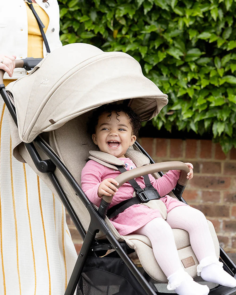 Joie Parcel LX Lightweight Stroller-One Hand Fold-Flat Reclining Seat-Car Seat Compatible-Mesh Window On Canopy-2 Years Warranty-For 0 to 4Y (Upto 22 Kg)-Sandstone