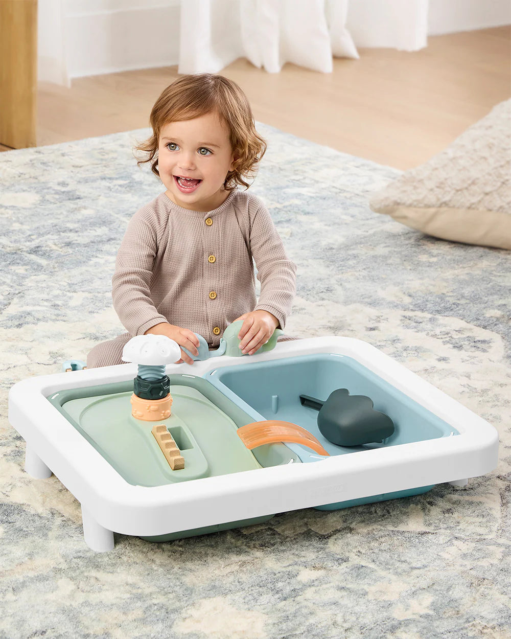 Skip Hop Discoverosity 3-in-1 Sensory Activity Centre & Table-24-Piece Set-Floor & Table Play, Removable Legs, 30+ Activities, Sensory Tools, Activity Guide-Learning & Educational Toys-18M+