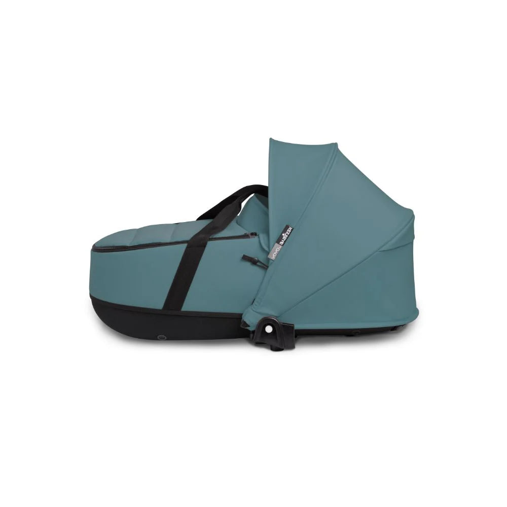 Stokke YOYO Bassinet, Includes Thick Double Mattress, Lightweight Newborn Carrycot, Flat Recline, Easy Clip-On, Breathable & Foldable - Requires YOYO Frame (Sold Separately)-Aqua